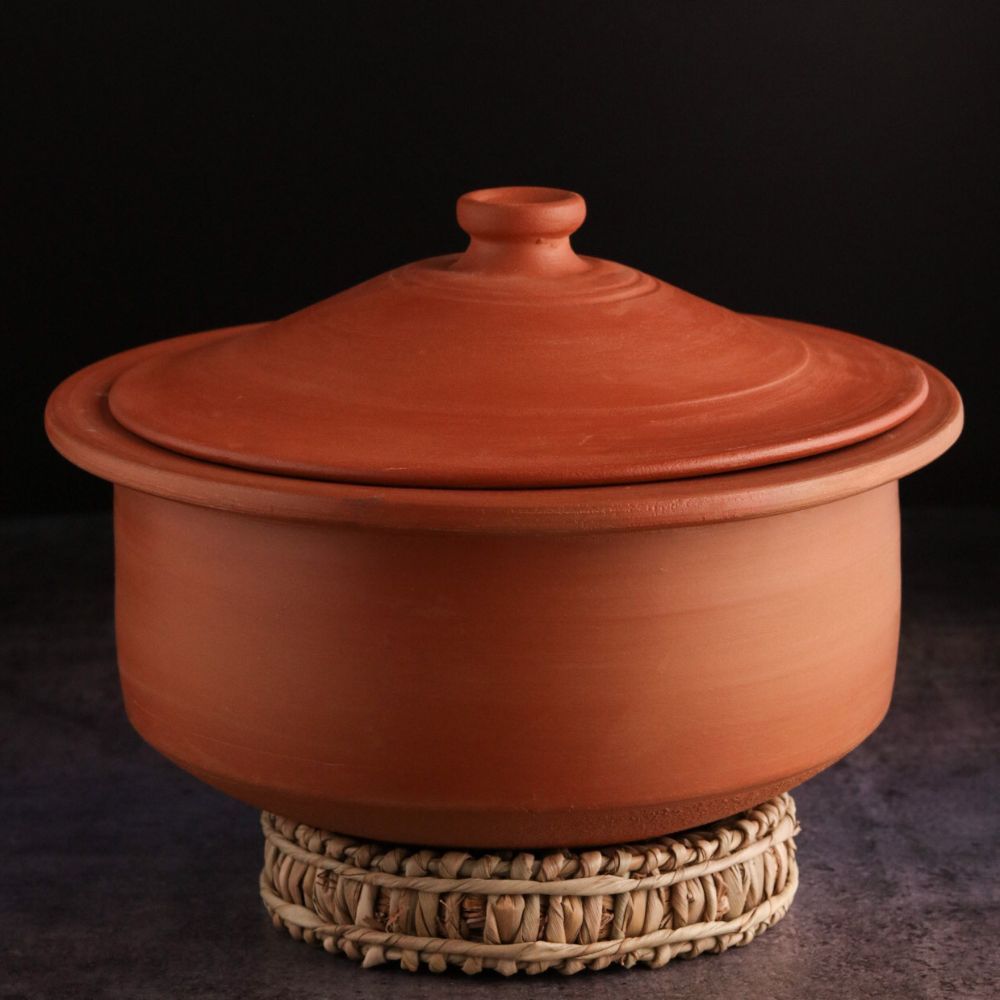 Unglazed Clay Handi/ Handmade Earthen Kadai/ Mud Handi/ Mitti Ke Bartan/ Clay Pot for Cooking & Serving with Lid, (with Mirror Shine) + Free ASH for Cleaning