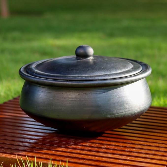 Unglazed Clay Handi/ Handmade Earthen Kadai/ Clay Pot For Cooking & Serving with Lid, 2.8Liters (With Natural White Firing Shade & Mirror Shine) + FREE ASH For Cleaning