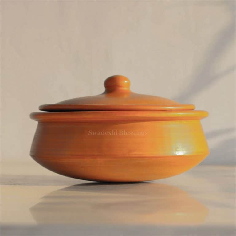 Unglazed Clay Handi/ Handmade Earthen Kadai/ Clay Pot For Cooking & Serving with Lid, 2.8Liters (With Natural White Firing Shade & Mirror Shine) + FREE ASH For Cleaning