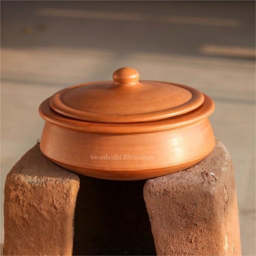 Unglazed Clay Handi/ Handmade Earthen Kadai/ Clay Pot For Cooking & Serving with Lid, 2.8Liters (With Natural White Firing Shade & Mirror Shine) + FREE ASH For Cleaning