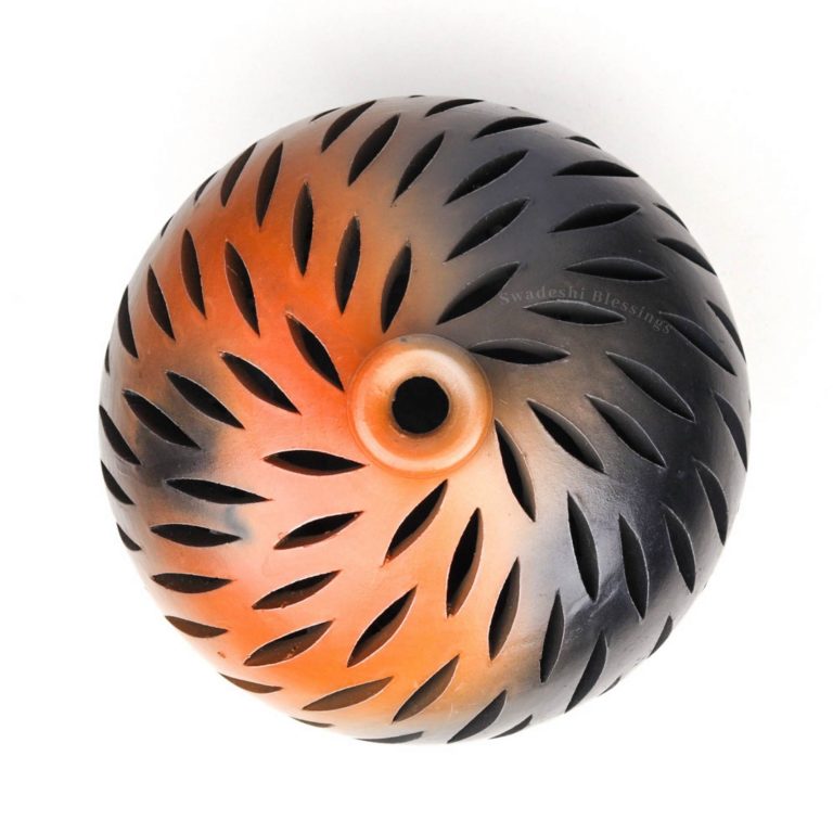 Swadeshi Blessings Exclusive Range HandMade Clay Tea Light/ Candle Holder/Ethnic Home Decoration/Handmade Clay Diyas for Pooja Room & Living Room