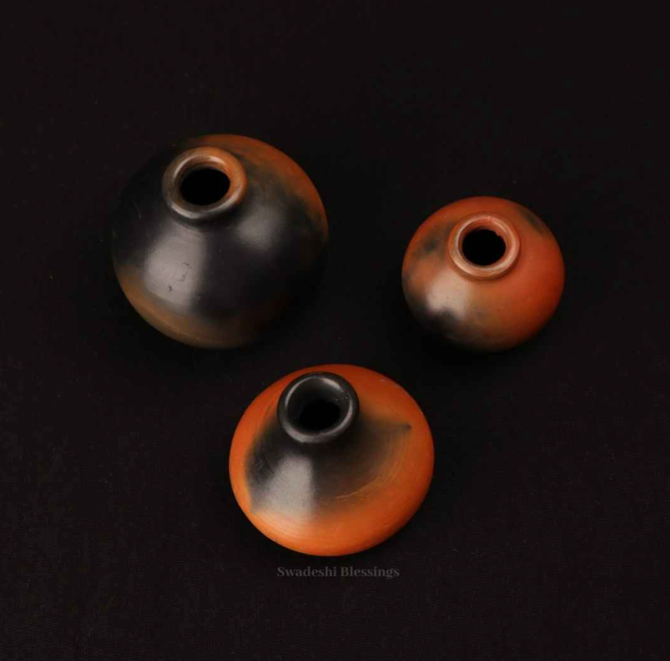 Swadeshi Blessings Exclusive Range Miniature Terracotta/Clay Pots Set with Natural Black Firing Effect & Seamless Mirror Finish for Living Room & Home Decor(Set of 3)