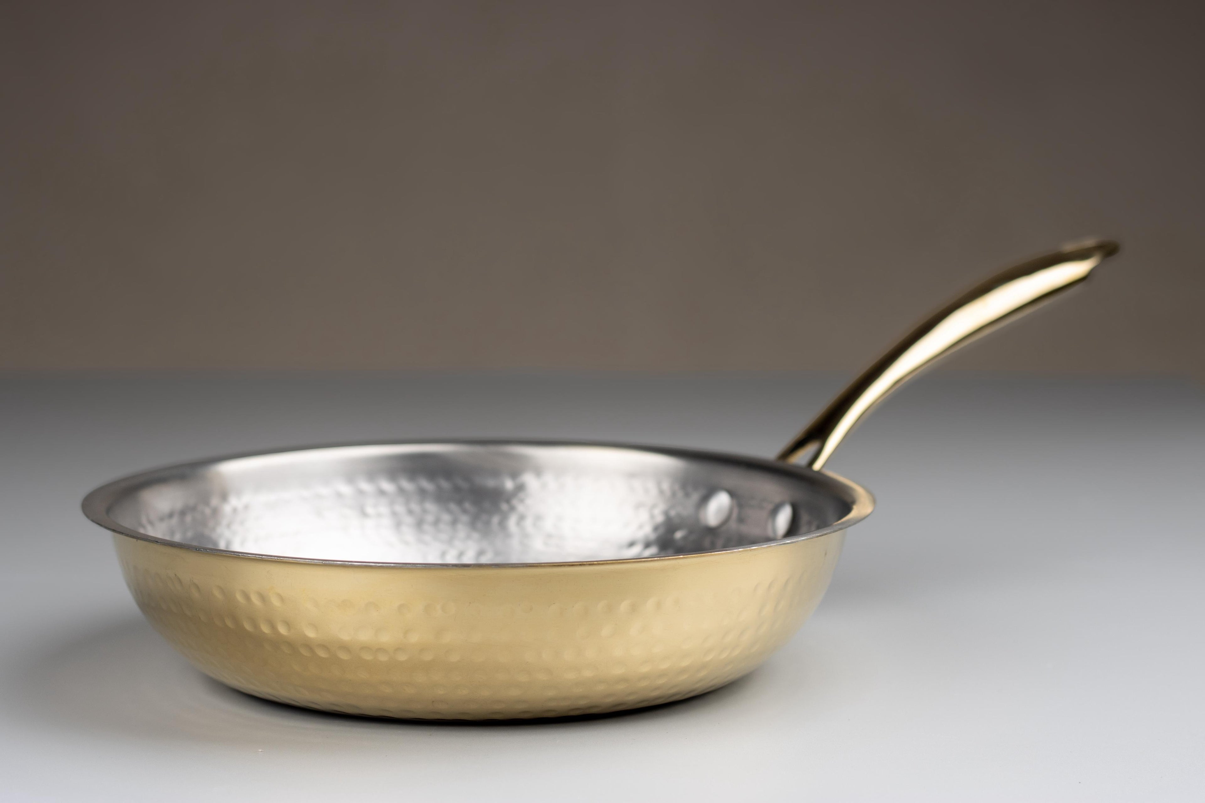 Swadeshi Blessings Exclusive Range Brass Frying Pan for Cooking, with Lid/Teflon-Free/Naturally Non-Stick Brass Utensils with Tin Coating