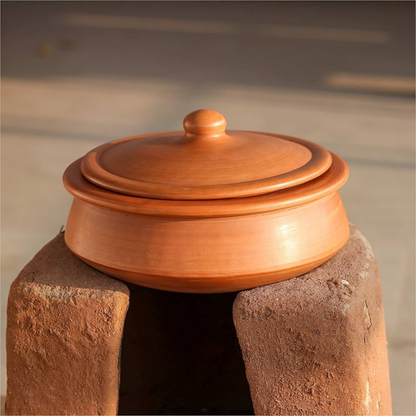 Unglazed Clay Handi / Earthen Kadai / Clay Pots Combo for Cooking &amp; Serving with Lids – 2.8L Black &amp; 2.8L Red (Natural Firing Shade &amp; Mirror Shine) + FREE Ash for Cleaning