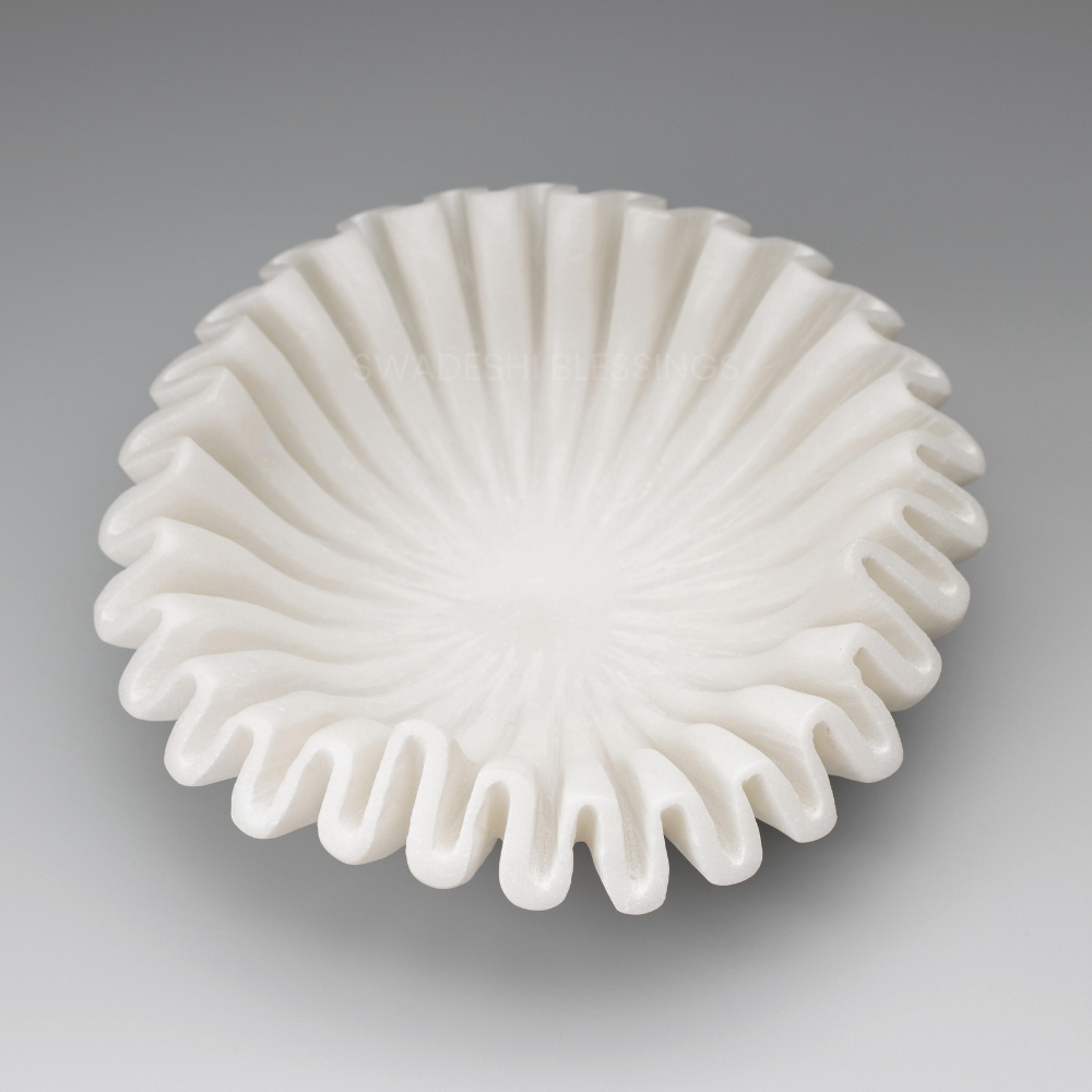 HandCrafted Marble Ruffle Bowl, Large Decorative Bowl for Home Decor, Key Bowl for Entryway Table, Scalloped Bowls for Dining Table Centerpiece Decor, Catch All Bowls, 9&quot;