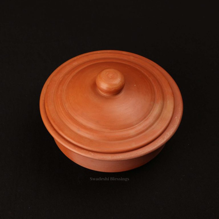 Swadeshi Blessings Exclusive Range Unglazed Clay Dahi Handi/Terracotta Curd Pot/Earthen Handi/Mitti Handi with Lid,1Liter Also for Serving (with Natural White Firing Shade &amp; Mirror Shine)