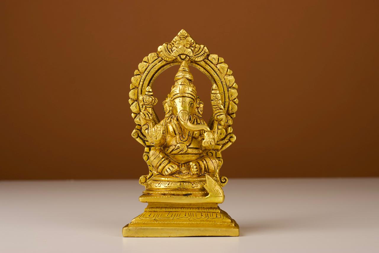 Brass Ganesha Idol with Prabhavali | Lord Ganesh Murti for Home, Mandir &amp; Pooja Room