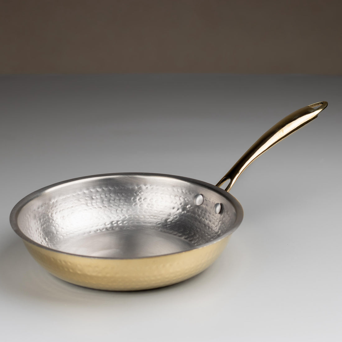 Swadeshi Blessings Exclusive Range Brass Frying Pan for Cooking, with Lid/Teflon-Free/Naturally Non-Stick Brass Utensils with Tin Coating